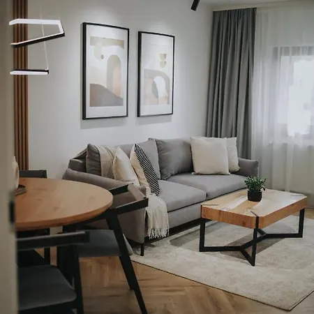 Grand Grey, Near Iulius Mall Апартаменты